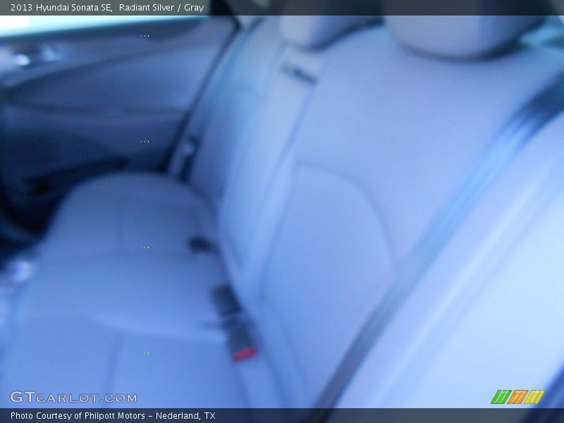 Radiant Silver / Gray 2013 Hyundai Sonata SE