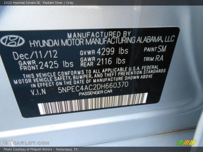 Radiant Silver / Gray 2013 Hyundai Sonata SE