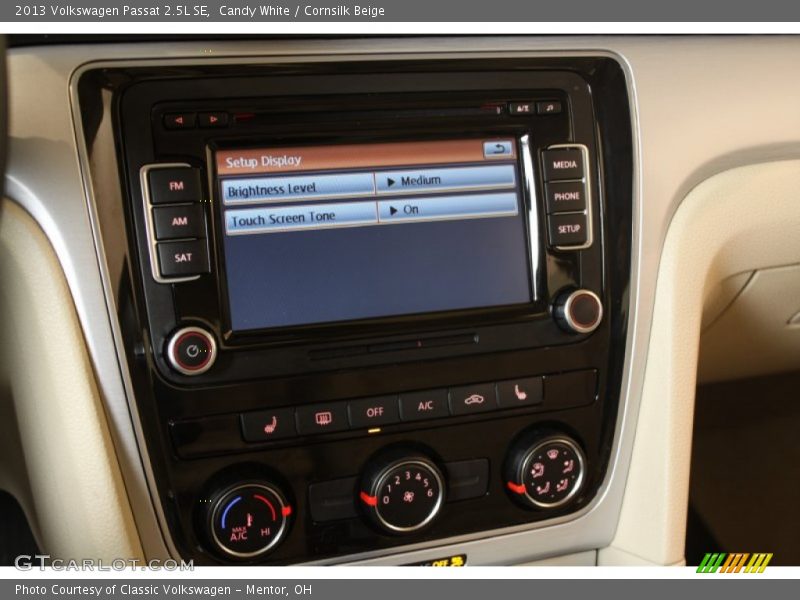Candy White / Cornsilk Beige 2013 Volkswagen Passat 2.5L SE