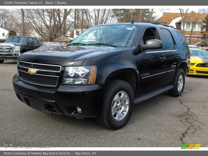 Front 3/4 View of 2008 Tahoe LT