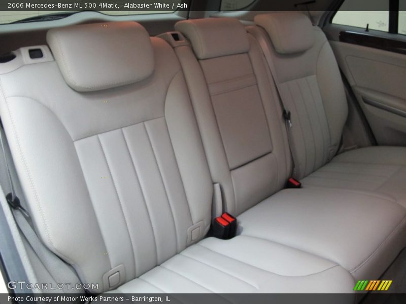 Rear Seat of 2006 ML 500 4Matic