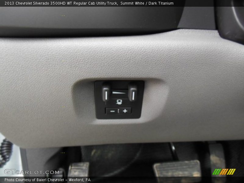 Summit White / Dark Titanium 2013 Chevrolet Silverado 3500HD WT Regular Cab Utility Truck