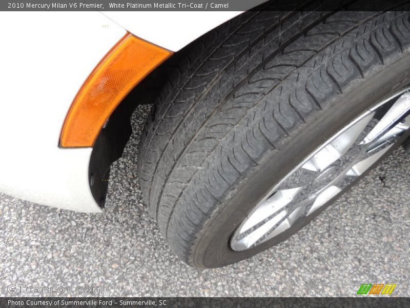 White Platinum Metallic Tri-Coat / Camel 2010 Mercury Milan V6 Premier