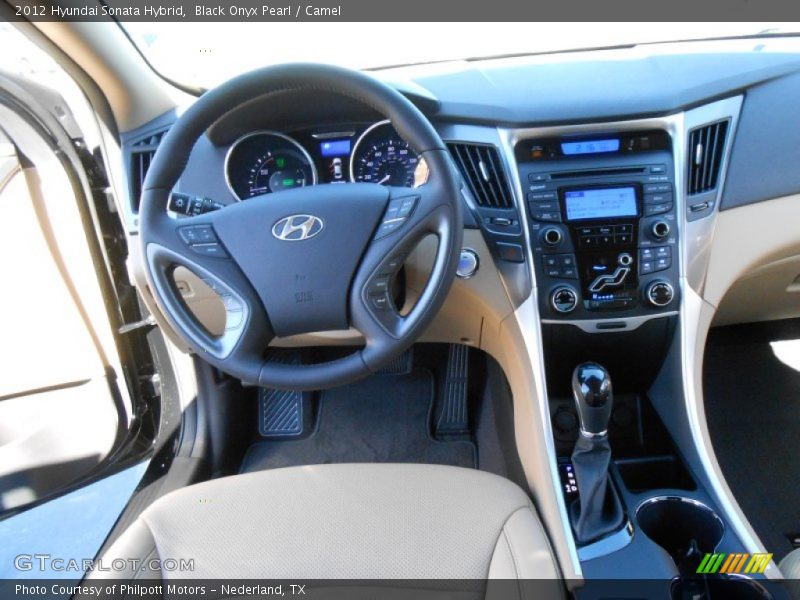 Black Onyx Pearl / Camel 2012 Hyundai Sonata Hybrid