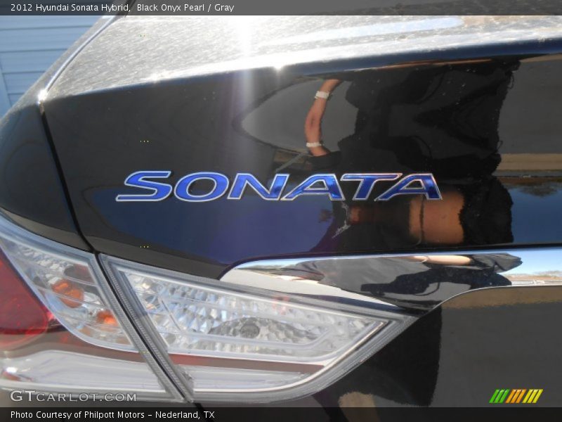 Black Onyx Pearl / Gray 2012 Hyundai Sonata Hybrid