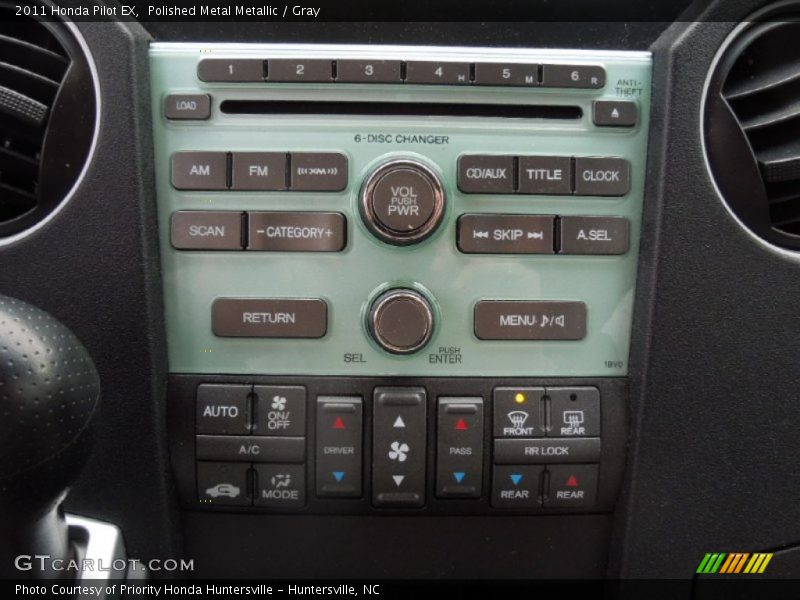 Polished Metal Metallic / Gray 2011 Honda Pilot EX