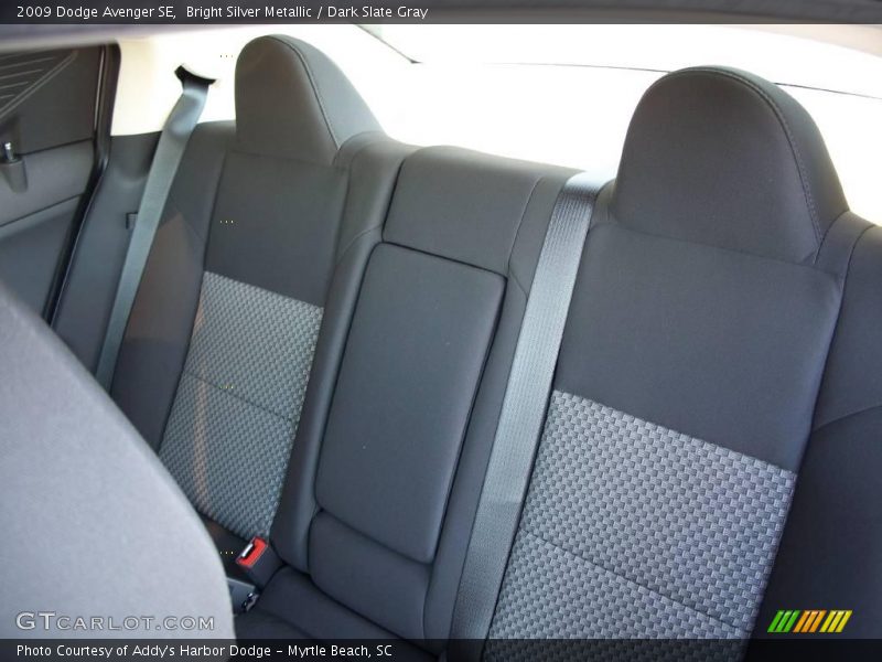 Bright Silver Metallic / Dark Slate Gray 2009 Dodge Avenger SE