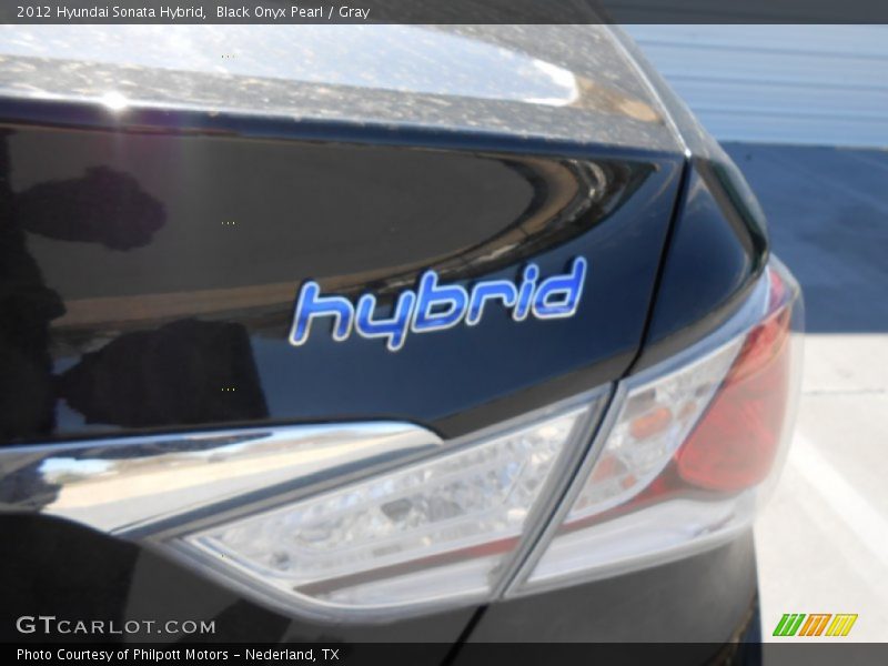 Black Onyx Pearl / Gray 2012 Hyundai Sonata Hybrid