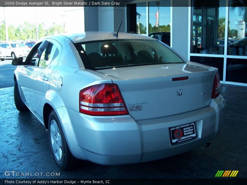 Bright Silver Metallic / Dark Slate Gray 2009 Dodge Avenger SE