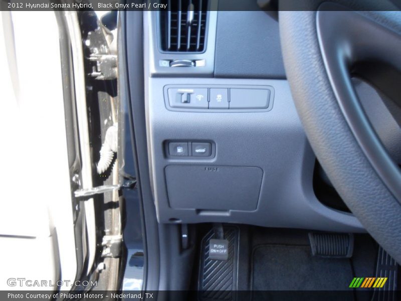 Black Onyx Pearl / Gray 2012 Hyundai Sonata Hybrid