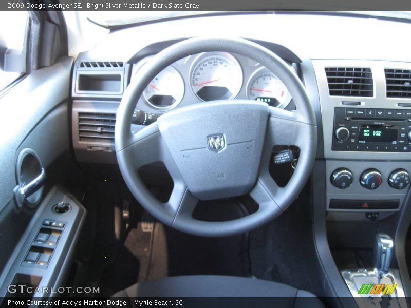Bright Silver Metallic / Dark Slate Gray 2009 Dodge Avenger SE