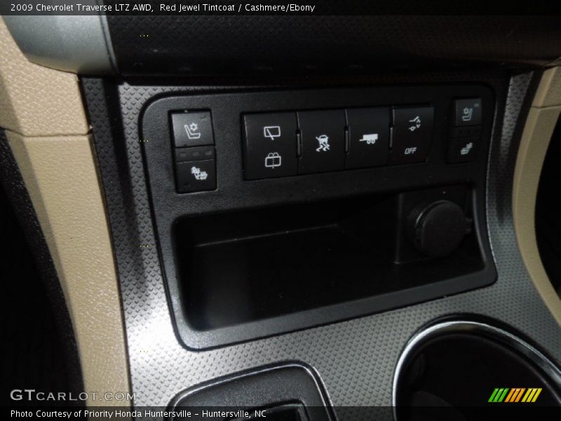 Red Jewel Tintcoat / Cashmere/Ebony 2009 Chevrolet Traverse LTZ AWD