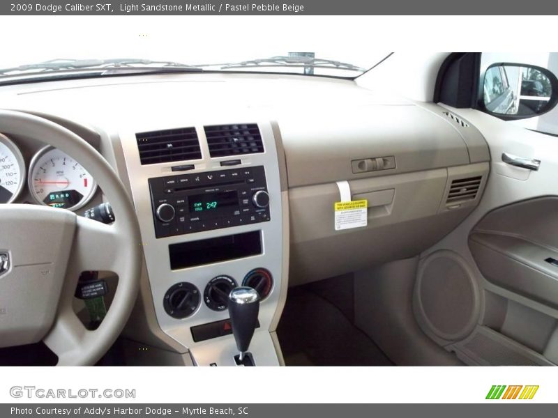 Light Sandstone Metallic / Pastel Pebble Beige 2009 Dodge Caliber SXT