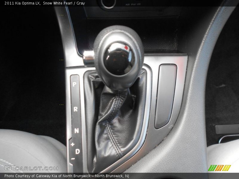 Snow White Pearl / Gray 2011 Kia Optima LX