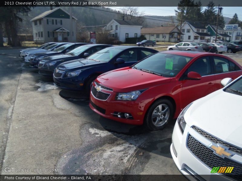Victory Red / Jet Black/Sport Red 2013 Chevrolet Cruze LT/RS