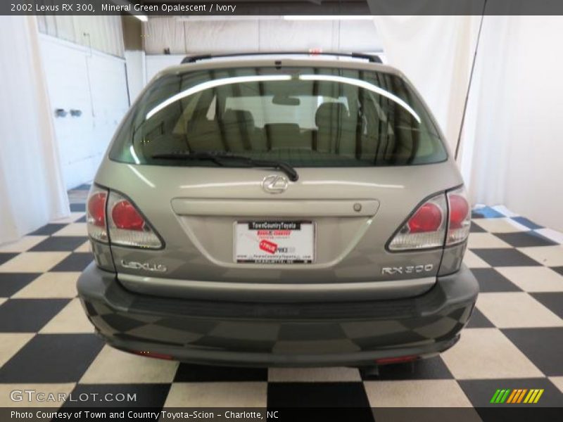 Mineral Green Opalescent / Ivory 2002 Lexus RX 300