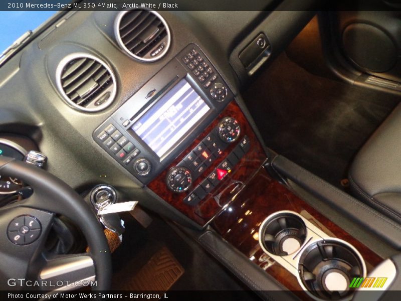 Arctic White / Black 2010 Mercedes-Benz ML 350 4Matic