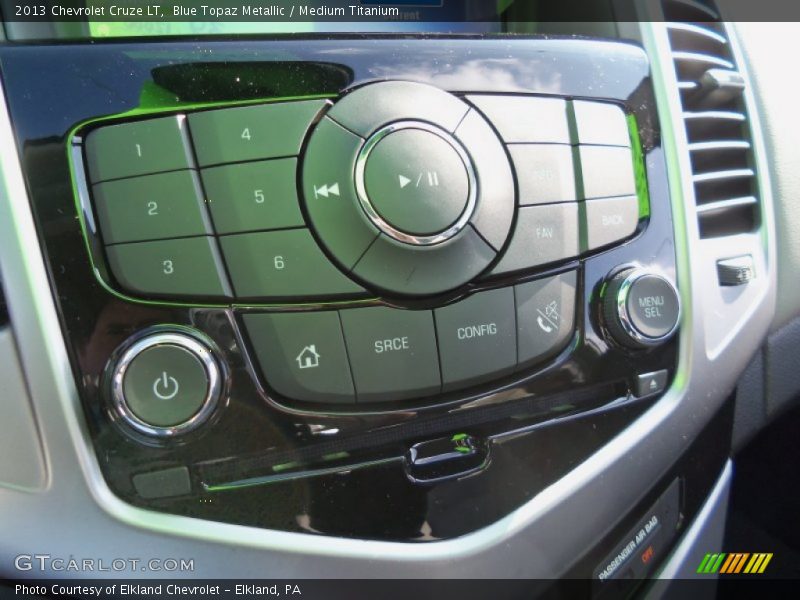 Controls of 2013 Cruze LT