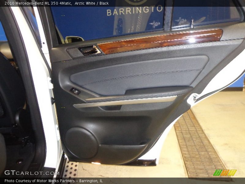 Arctic White / Black 2010 Mercedes-Benz ML 350 4Matic