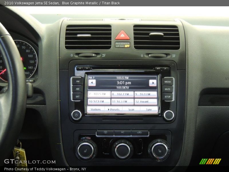 Blue Graphite Metallic / Titan Black 2010 Volkswagen Jetta SE Sedan
