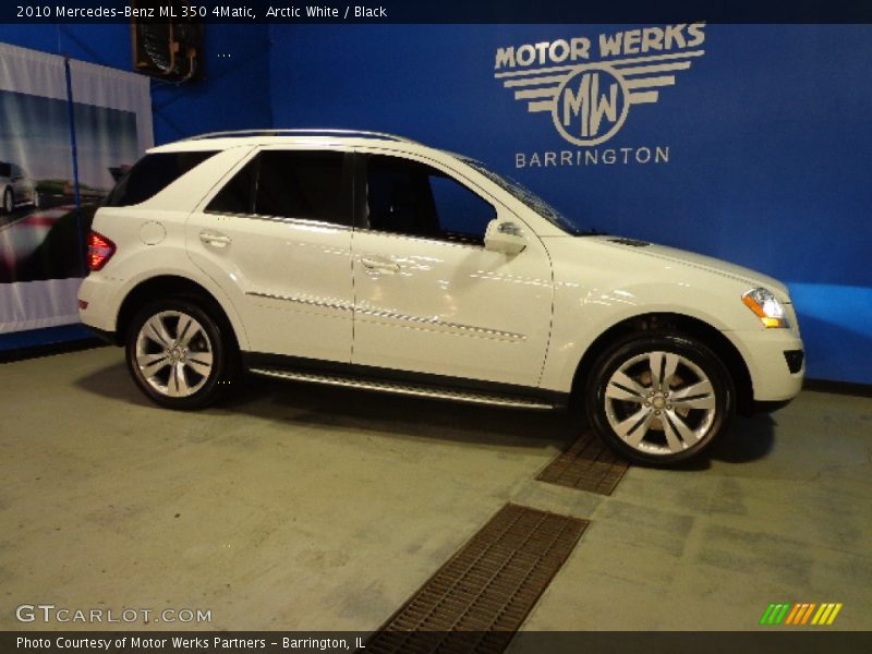 Arctic White / Black 2010 Mercedes-Benz ML 350 4Matic