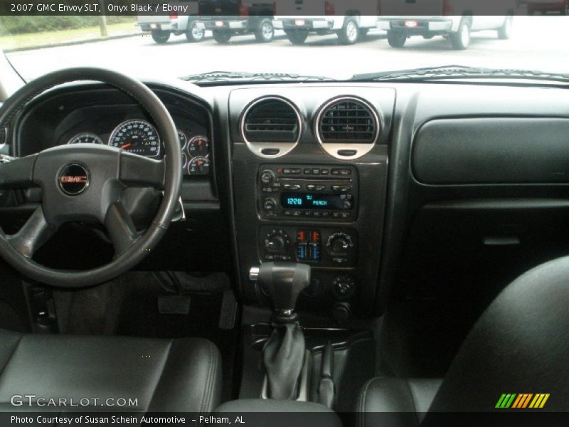 Onyx Black / Ebony 2007 GMC Envoy SLT