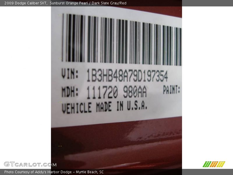 Sunburst Orange Pearl / Dark Slate Gray/Red 2009 Dodge Caliber SXT