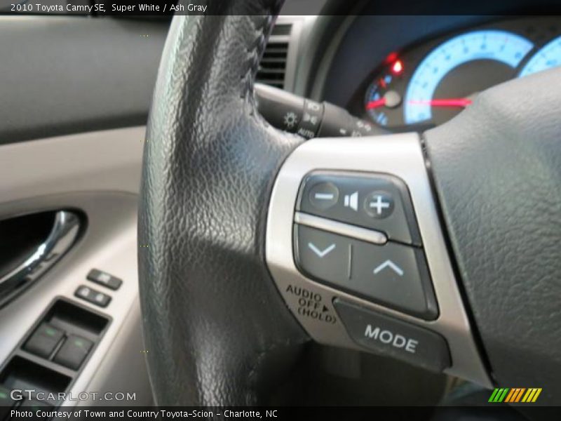 Super White / Ash Gray 2010 Toyota Camry SE