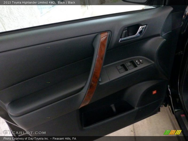Black / Black 2013 Toyota Highlander Limited 4WD