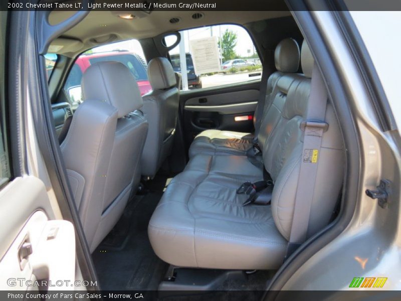 Light Pewter Metallic / Medium Gray/Neutral 2002 Chevrolet Tahoe LT