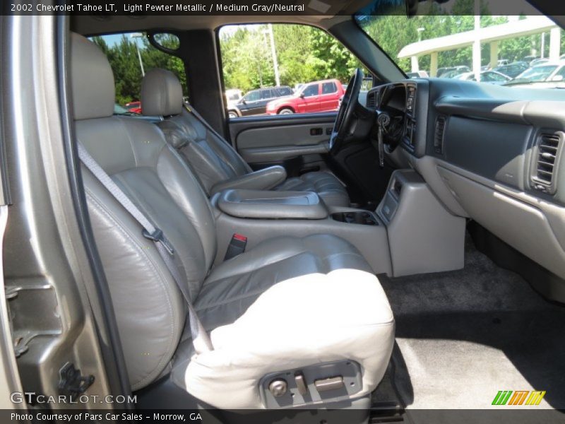 Light Pewter Metallic / Medium Gray/Neutral 2002 Chevrolet Tahoe LT