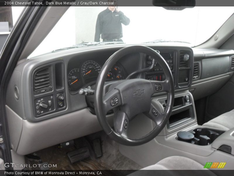 Dark Blue Metallic / Gray/Dark Charcoal 2004 Chevrolet Tahoe