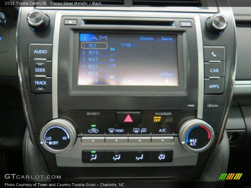Classic Silver Metallic / Black 2013 Toyota Camry SE