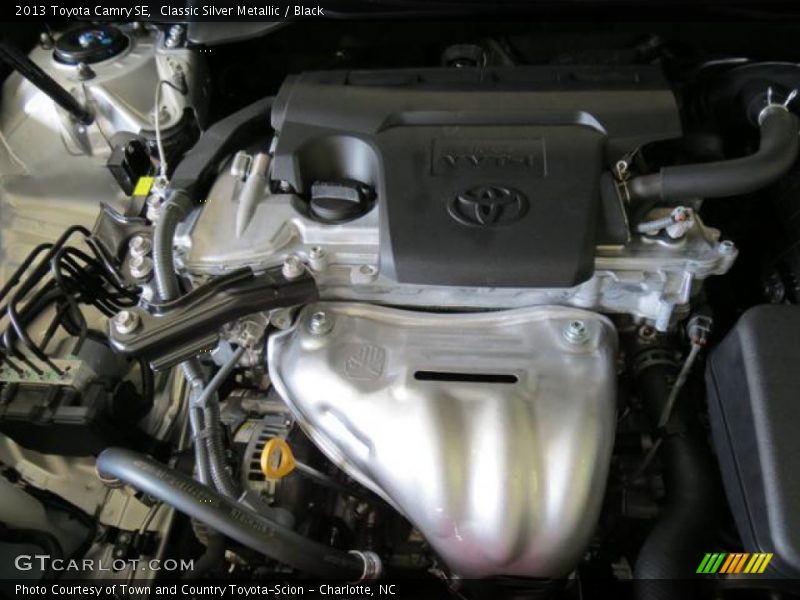 Classic Silver Metallic / Black 2013 Toyota Camry SE