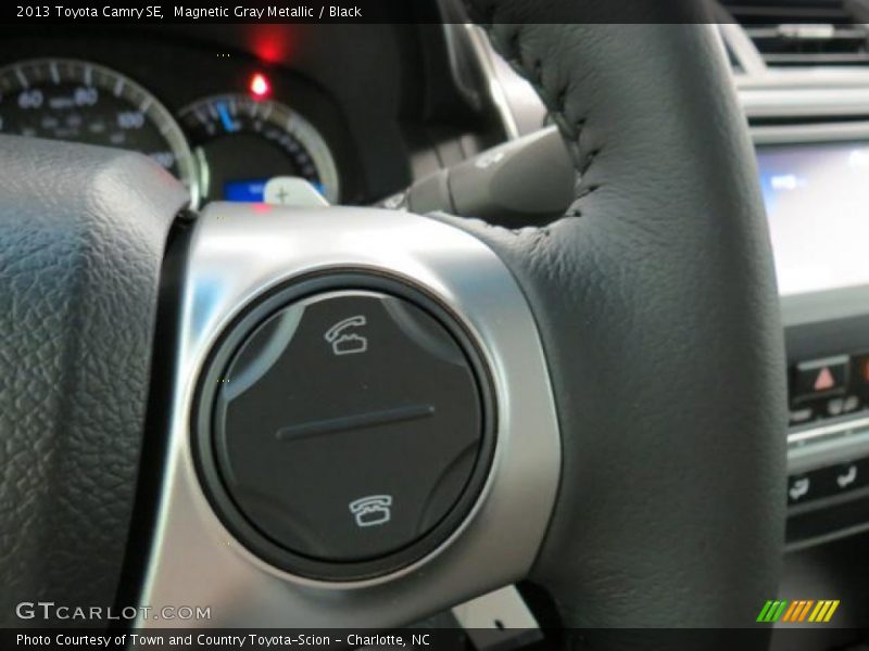 Magnetic Gray Metallic / Black 2013 Toyota Camry SE