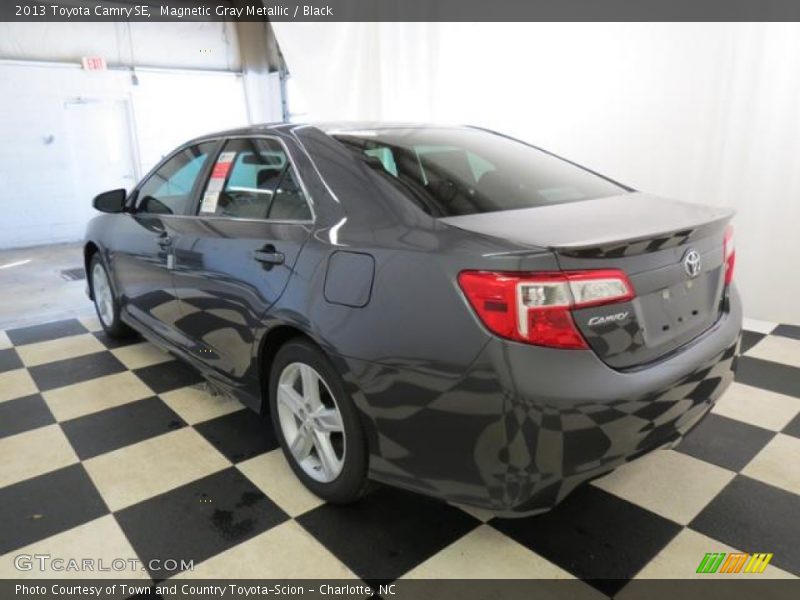 Magnetic Gray Metallic / Black 2013 Toyota Camry SE