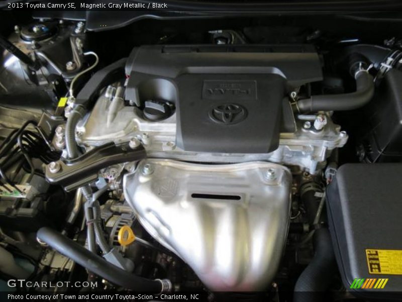 Magnetic Gray Metallic / Black 2013 Toyota Camry SE