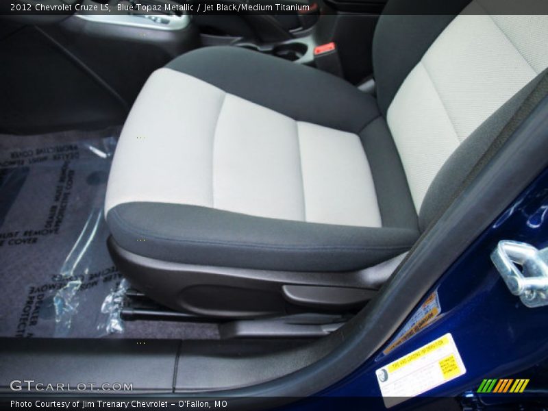 Blue Topaz Metallic / Jet Black/Medium Titanium 2012 Chevrolet Cruze LS