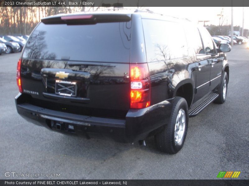 Black / Ebony 2013 Chevrolet Suburban LT 4x4