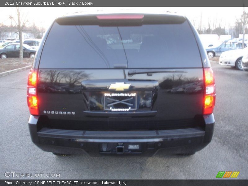 Black / Ebony 2013 Chevrolet Suburban LT 4x4