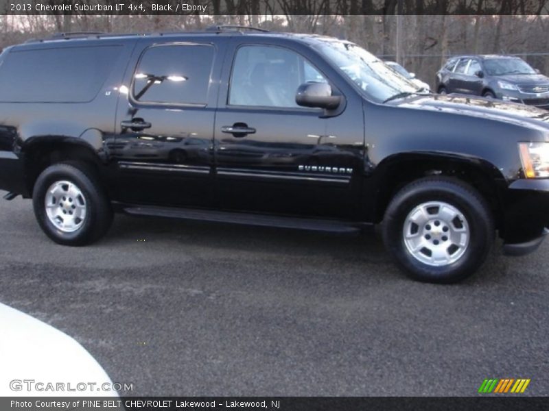 Black / Ebony 2013 Chevrolet Suburban LT 4x4