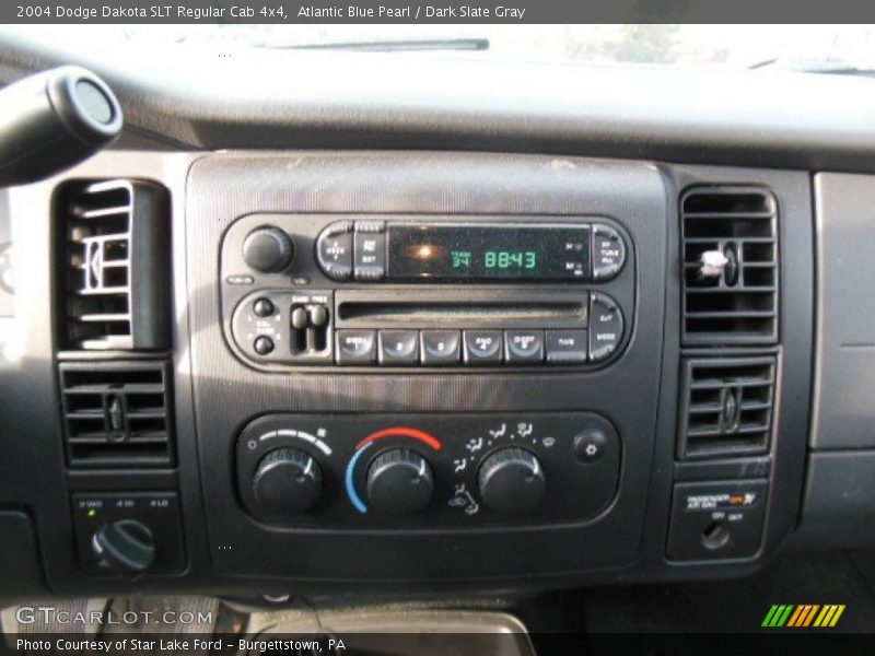 Atlantic Blue Pearl / Dark Slate Gray 2004 Dodge Dakota SLT Regular Cab 4x4