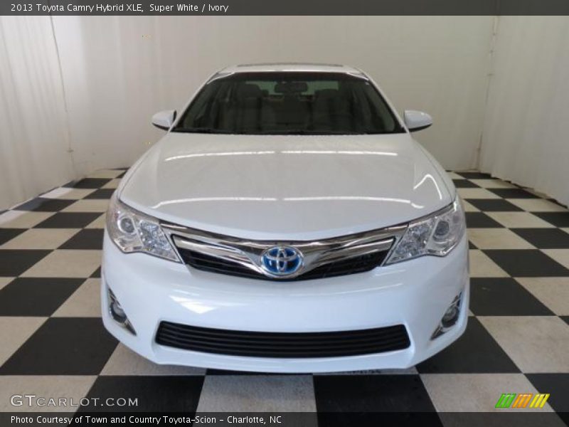Super White / Ivory 2013 Toyota Camry Hybrid XLE