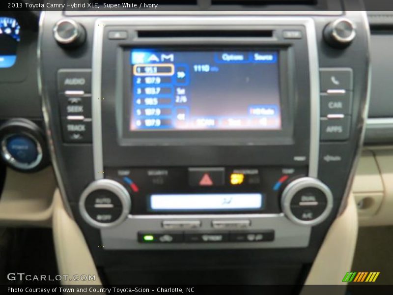 Super White / Ivory 2013 Toyota Camry Hybrid XLE