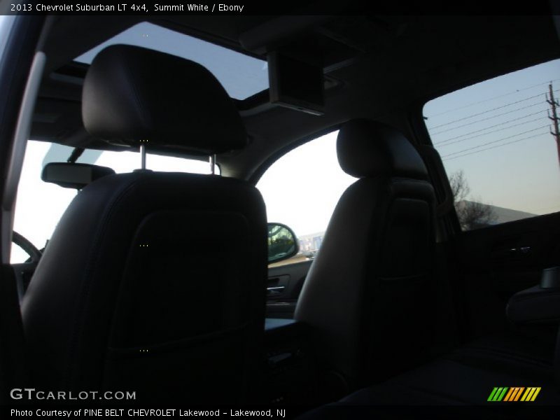 Summit White / Ebony 2013 Chevrolet Suburban LT 4x4