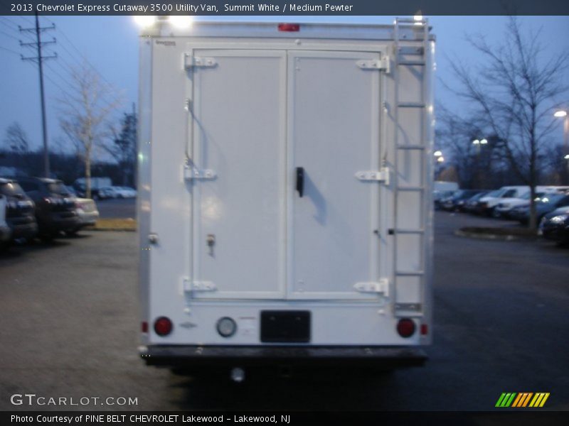 Summit White / Medium Pewter 2013 Chevrolet Express Cutaway 3500 Utility Van