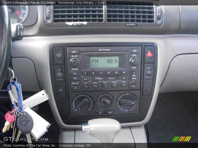 Stonehenge Grey Metallic / Grey 2004 Volkswagen Passat GLS Sedan