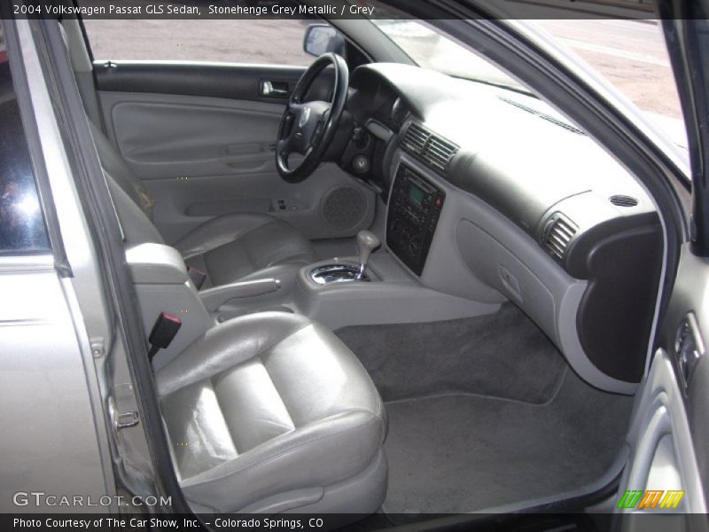 Stonehenge Grey Metallic / Grey 2004 Volkswagen Passat GLS Sedan