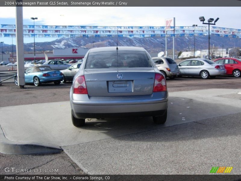 Stonehenge Grey Metallic / Grey 2004 Volkswagen Passat GLS Sedan