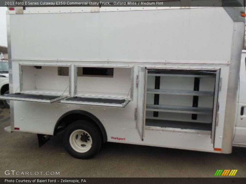 Oxford White / Medium Flint 2013 Ford E Series Cutaway E350 Commercial Utility Truck